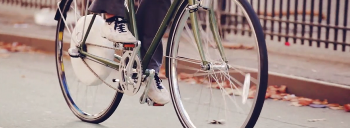 FlyKly Smart Wheel makes an electric bike out of any ride